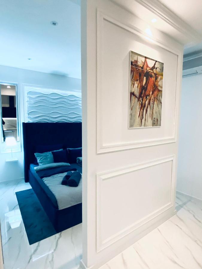 Studio Six Umag Exterior foto